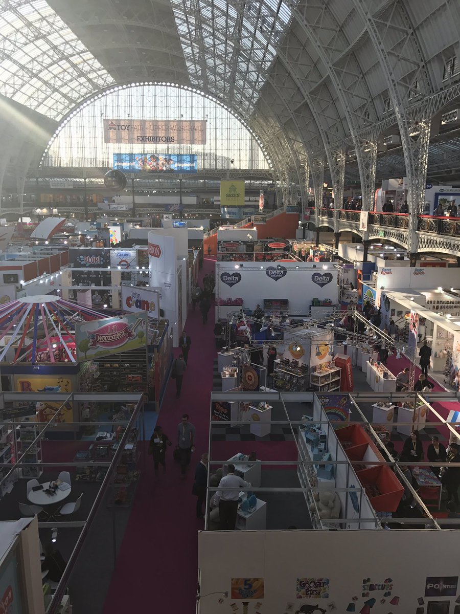 PinkSumo's tweet image. London Toy Fair 2017. Exciting new toys on the way. #toyfair #london #toys #gifts #ToyFairUK #toyaddict