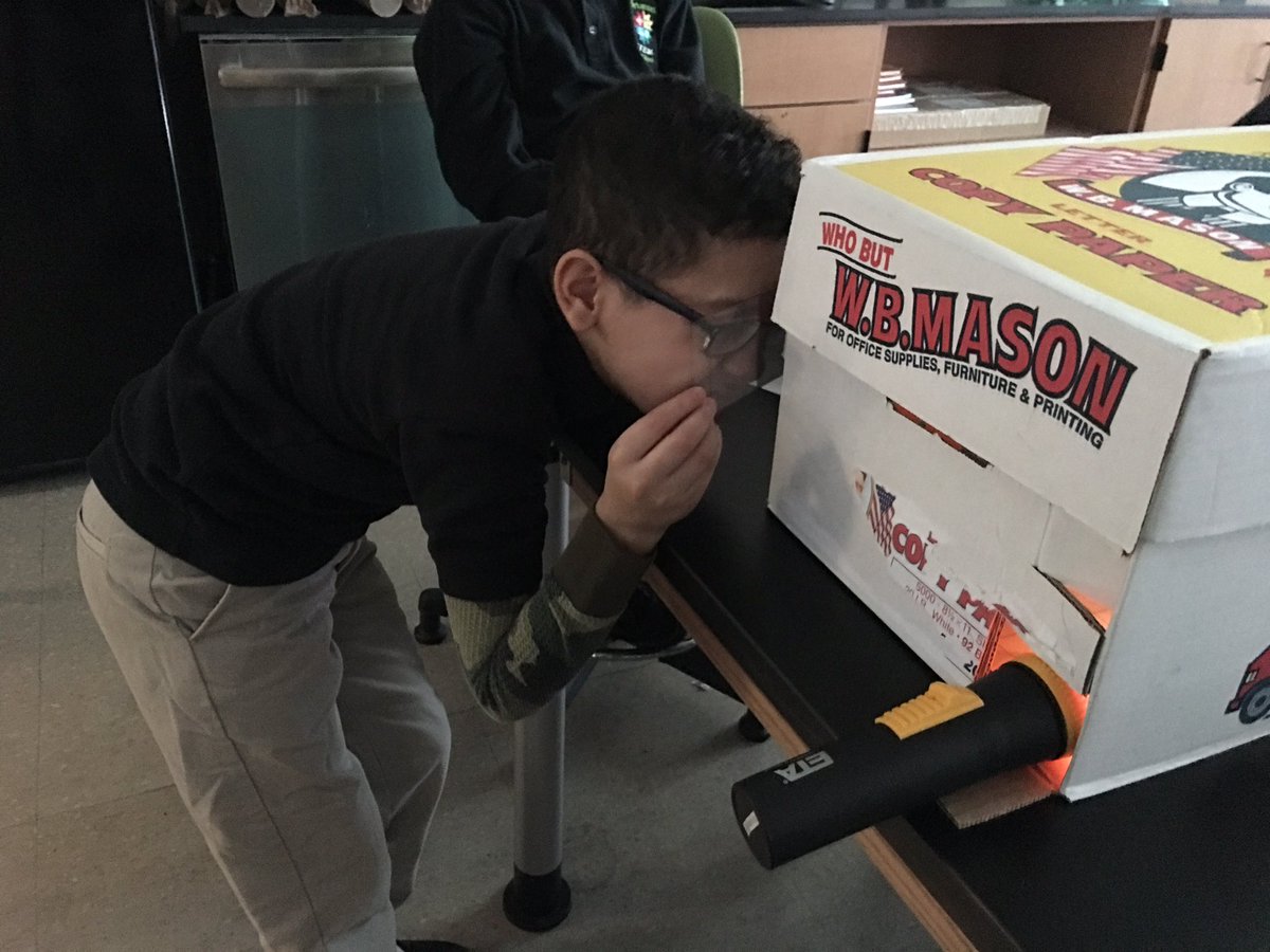 BSTEMEngineer's tweet photo. Just measuring light intensity with my brilliant optical engineering students. @BSTEMhartford @MrRichT1P https://t.co/qmpQoSNlq7