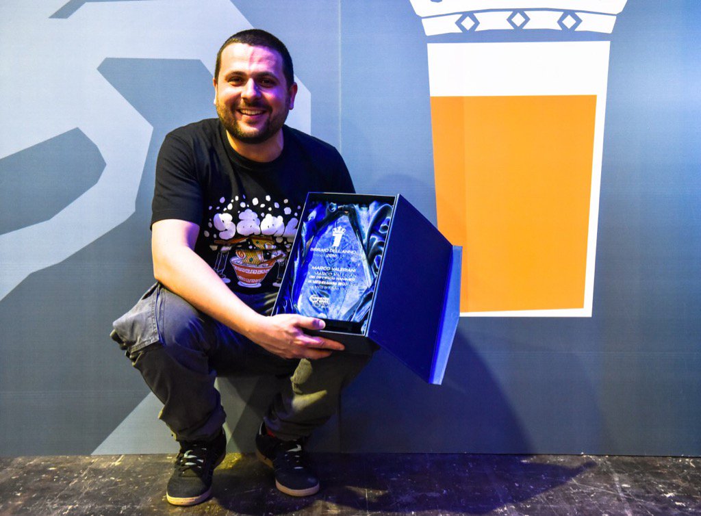 WineNewsIt's tweet photo. Il miglior #produttore di #birra anno 2016? #MarcoValeriani del #birrificio bergamasco #Hammer di #VilladAdda https://t.co/ElJuCgqPB2