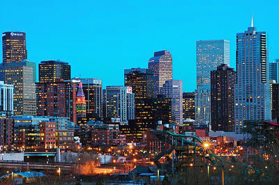 COLDPRUF's tweet photo. Good Morning #Denver! We are ready for the @siasnowsports show! One more day! #WeOwnCold #WeAreColdPruf #SIA17 https://t.co/cOitjxFqJy