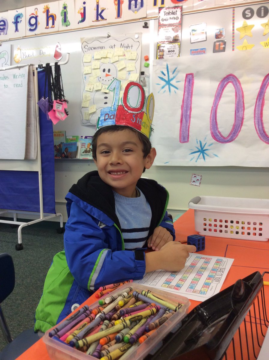 AcaciaMsH's tweet image. Racing to 100! 💯 days of Kindergarten! #acaciakinder #FSDStuEngage #FSDMath