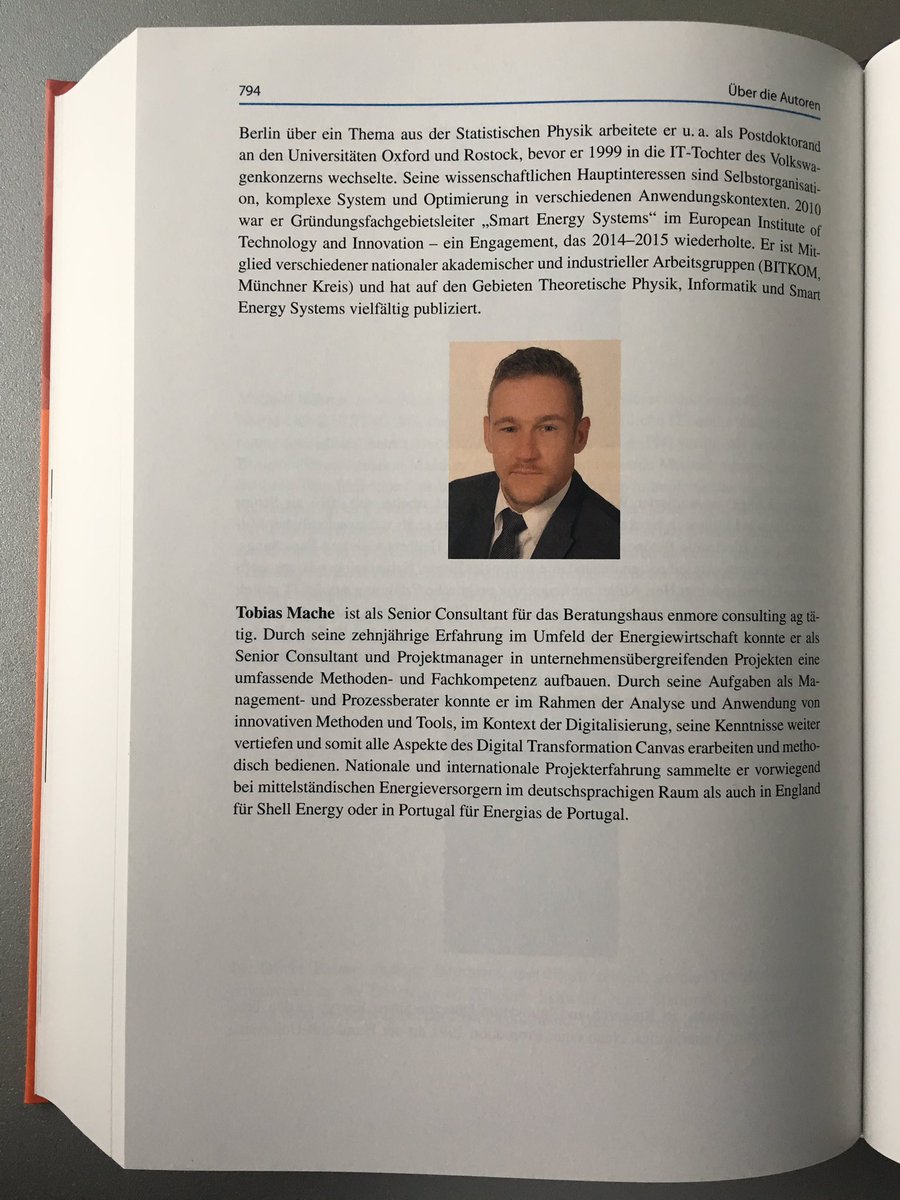 TobiasMache's tweet photo. Es ist ein wahnsinnig gutes Gefühl seinen Namen in einem Buch zu sehen! #stolz #Utilities40 #Springer #Digitalisierung https://t.co/CIMJVI4jBK