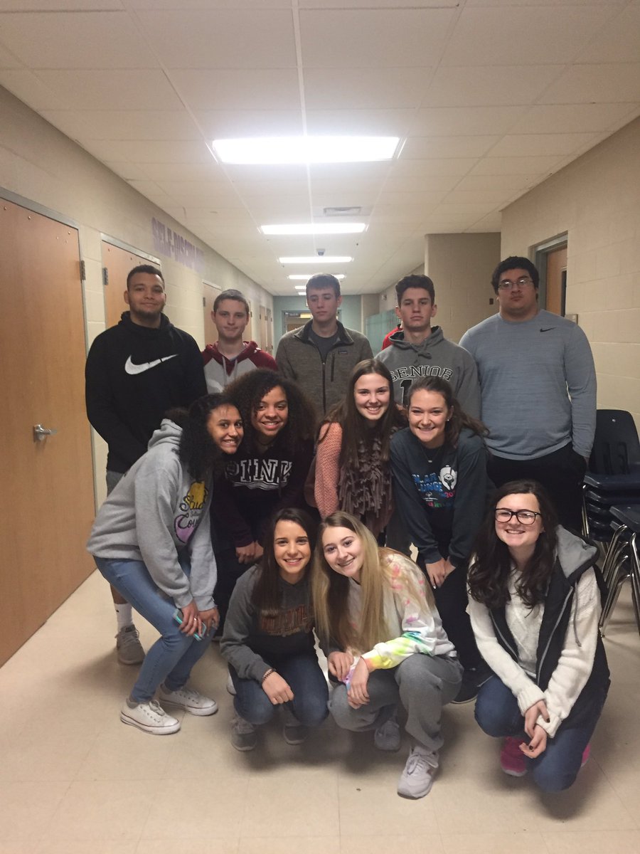 Belton_stuco's tweet photo. Took a journey and learned our leadership colors today! @MASCstuco @BeltonSchools #canuguess https://t.co/kjhZEIwjKR