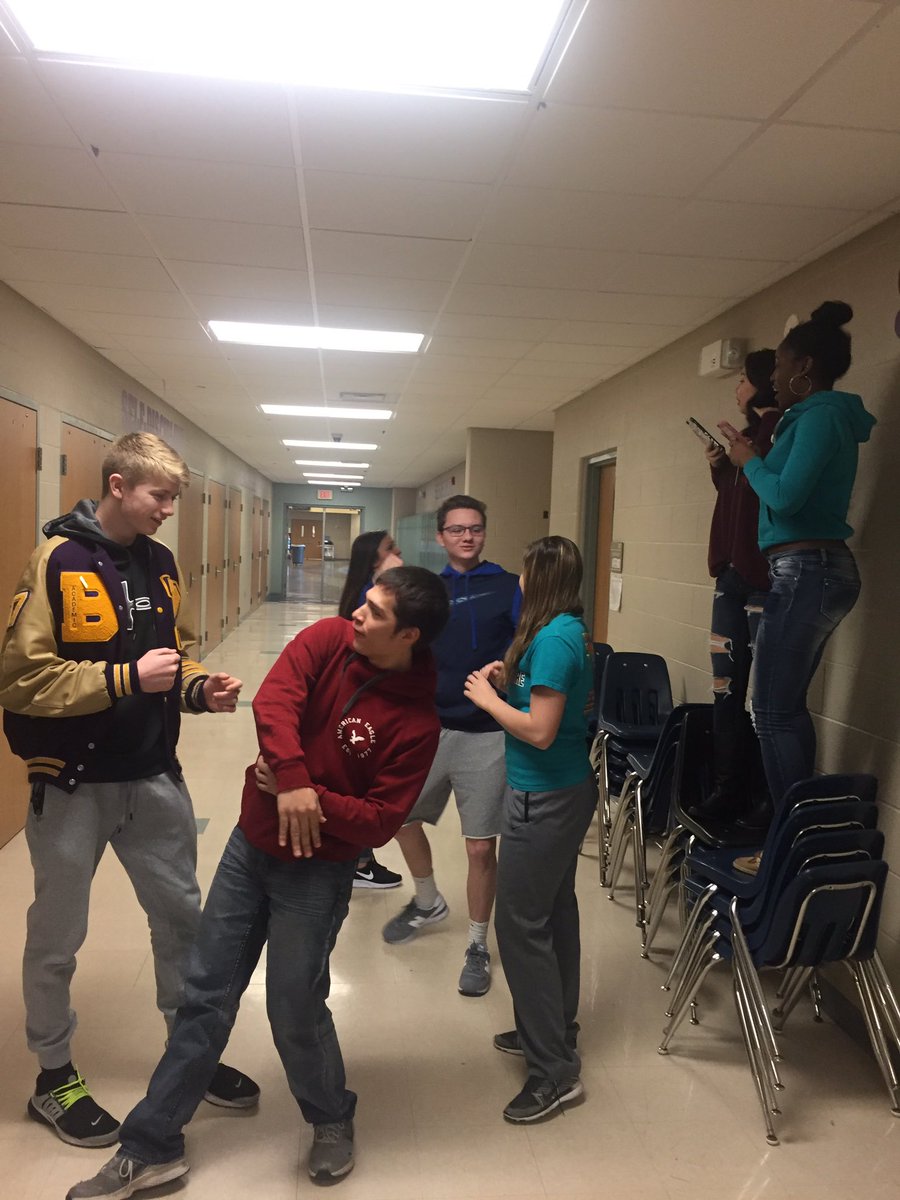 Belton_stuco's tweet photo. Took a journey and learned our leadership colors today! @MASCstuco @BeltonSchools #canuguess https://t.co/kjhZEIwjKR