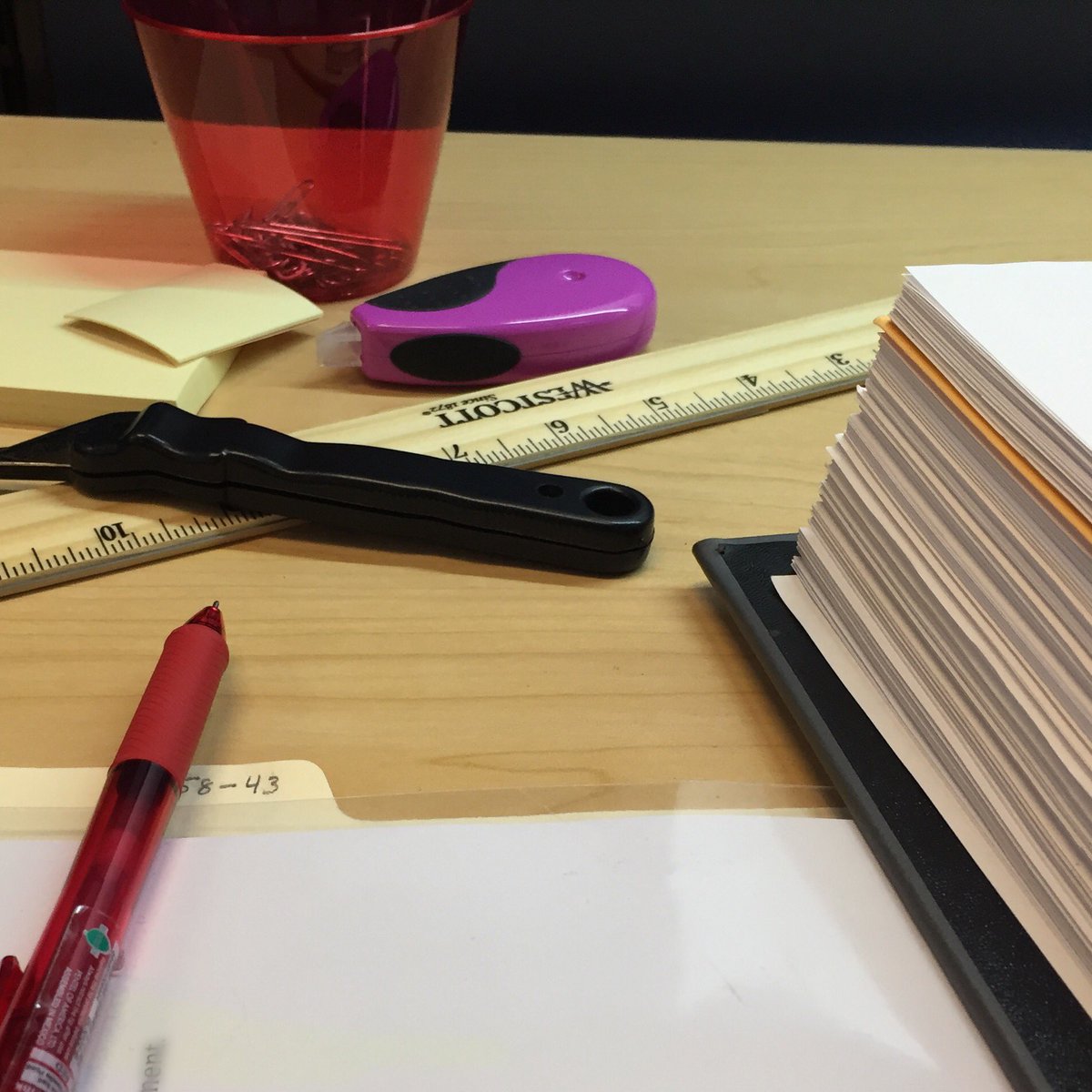Your_WordsWorth's tweet photo. We go old school at my new job. #redpen #stickynotesgalore https://t.co/xN16zJ9mj9