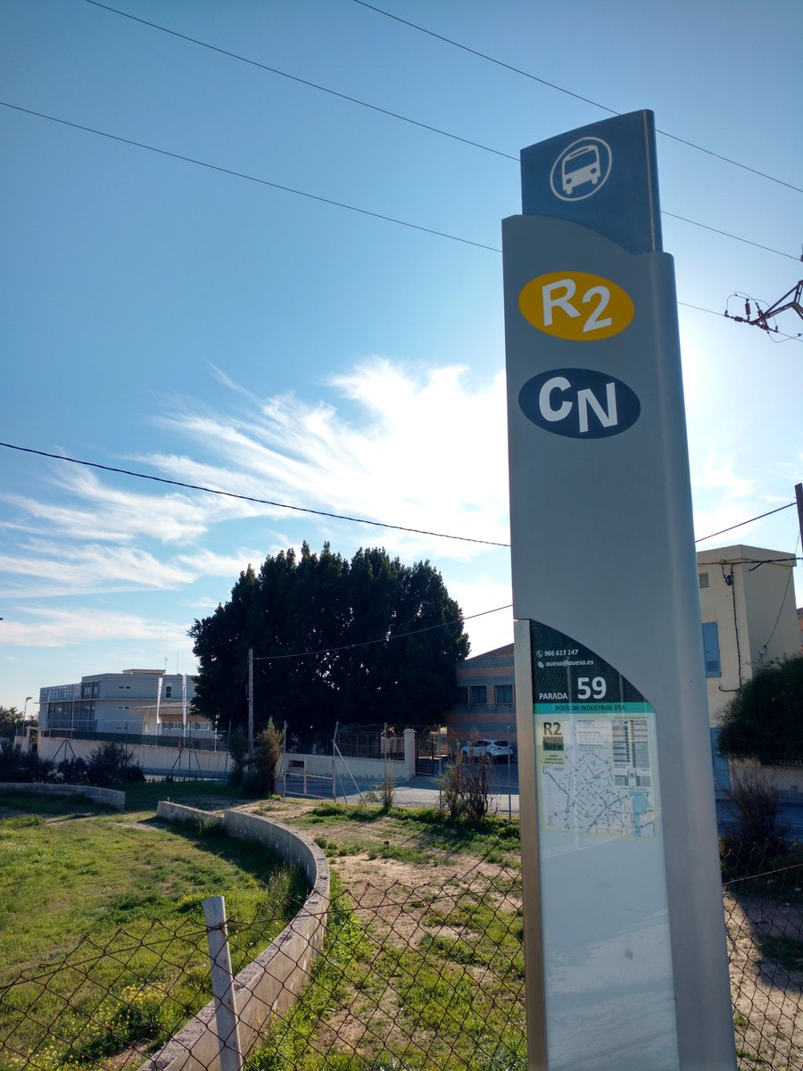 buselche's tweet photo. Maรฑana tienes ya abierta la nueva #OficinaTraficoElche. Tienes el bus #LineaR2 que te acerca. Parada 58 y 59 en Camino Viejo Crevillente https://t.co/SyzaF2TLdJ