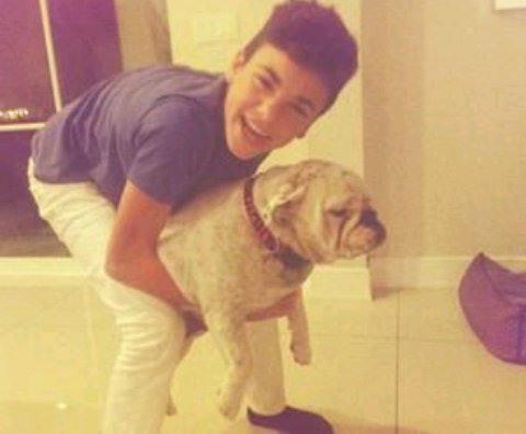 WES10FORRO's tweet image. No entiendo como hay gente que dice que @iamdanielskye va a cumplir 17 años no ven que es un bebé?