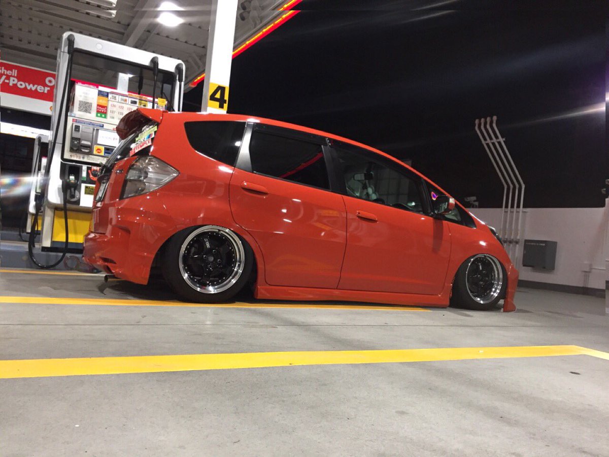cherrry_78's tweet photo. 卍着地上等卍
#JDM
#stance
#Hellaflash
#シビック 
#デレステ
#緒方智絵里
#いろはすスパークリングぶどう 
#ホットケーキの日 
#一番可愛い妹キャラを貼ったら優勝 
#アカデミー賞 https://t.co/F9e77oMeAR