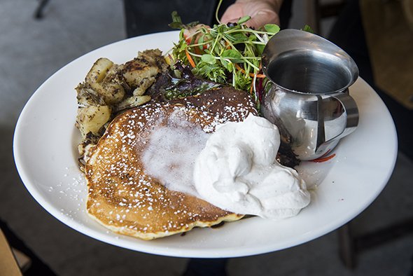 blogTO's tweet photo. @powwowcafe is one of the best new brunch restaurants in #Toronto https://t.co/sAxS8s10zR https://t.co/Pm6t9YJ7fe