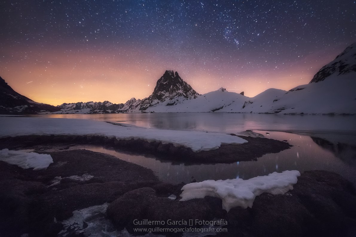 GuilleGarcia86's tweet photo. Fotografiando con nocturnidad los Lagos de #Ayous #Pirineo #Pyrenees #france #Bearnpyrenees #NightPhotography   https://t.co/zbl1baicpt https://t.co/AbUj51lYch