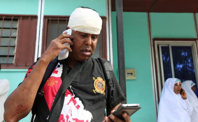 Abdi_Guled's tweet photo. Four journalists inc @AP's @FWarsameh (head bandaged) were injured in today's secondary blast at Dayah hotel #Somalia https://t.co/KyH2ArVKO7
