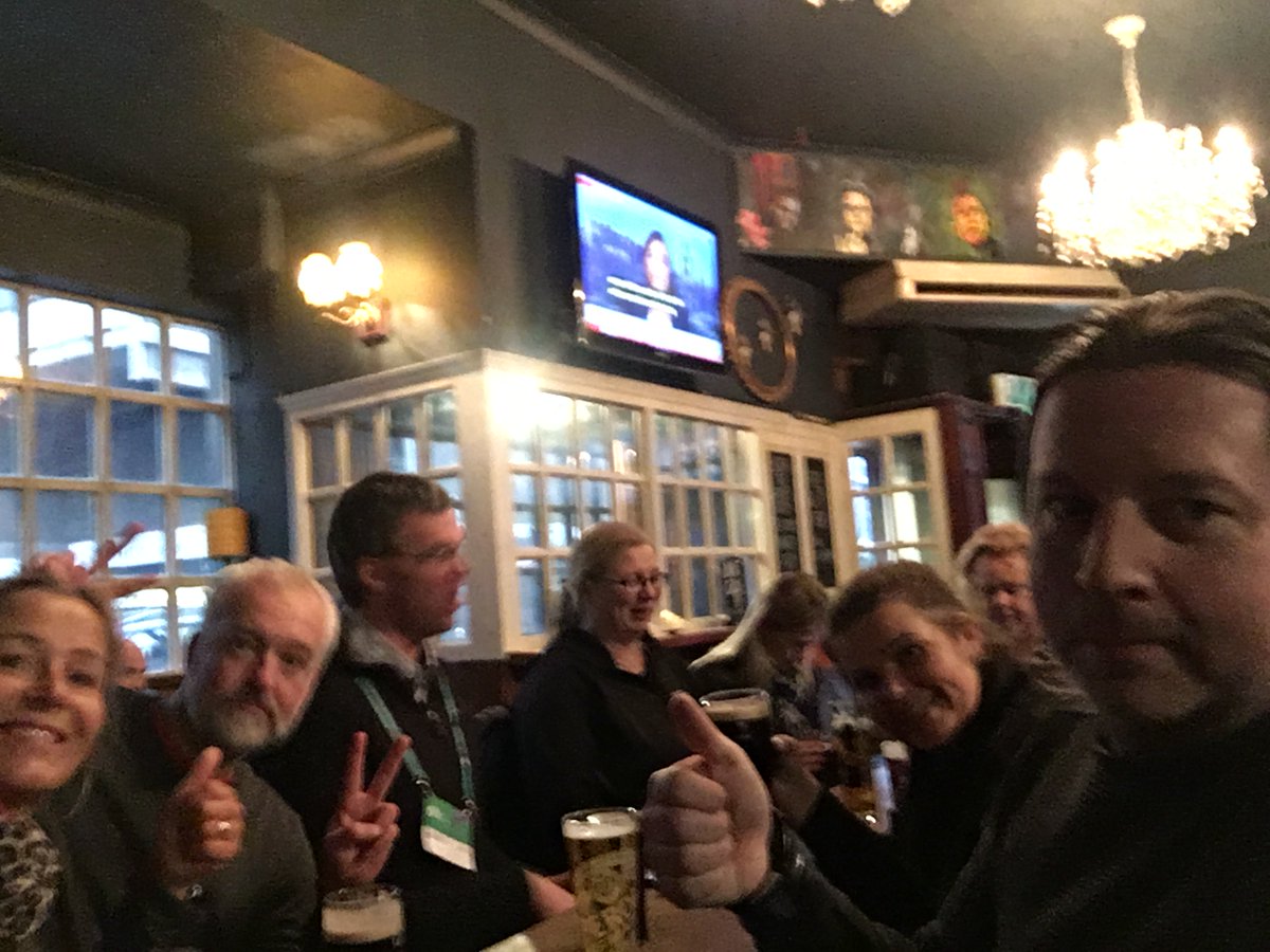 BMgrupp30's tweet photo. Vätskepaus, Bell. 30 👍👍👍 https://t.co/BaeIJHlXSw