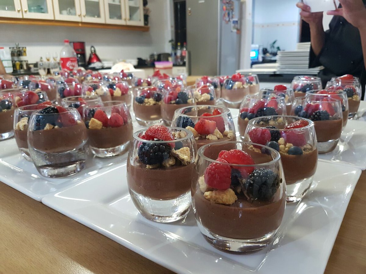 BeechLeon's tweet photo. @zola_nene mouse dessert
Orange infused 
Crunchies
#sweettooth 
#cheflife https://t.co/9xaN5u5gFv