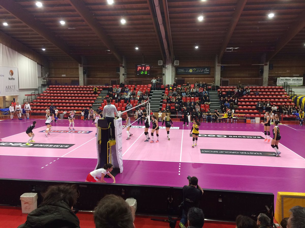 SoloVolley_RBL's tweet photo. #SabGrima vs. #Soverato 3-0 25-22 25-20 25-23 #LegSov #CoppaItalia #A2 #Solovolley #BustoSportMagazine #BustoLive #Legnano in semifinale https://t.co/GviZ2r7B4a