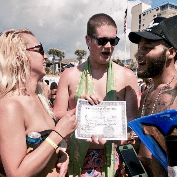 SP_PartyPriest's tweet photo. RT and follow me for the funniest updates from #SpringBreak2k17!! Home to the one and only #PadrePartyPriest!! https://t.co/680sRy0L5i