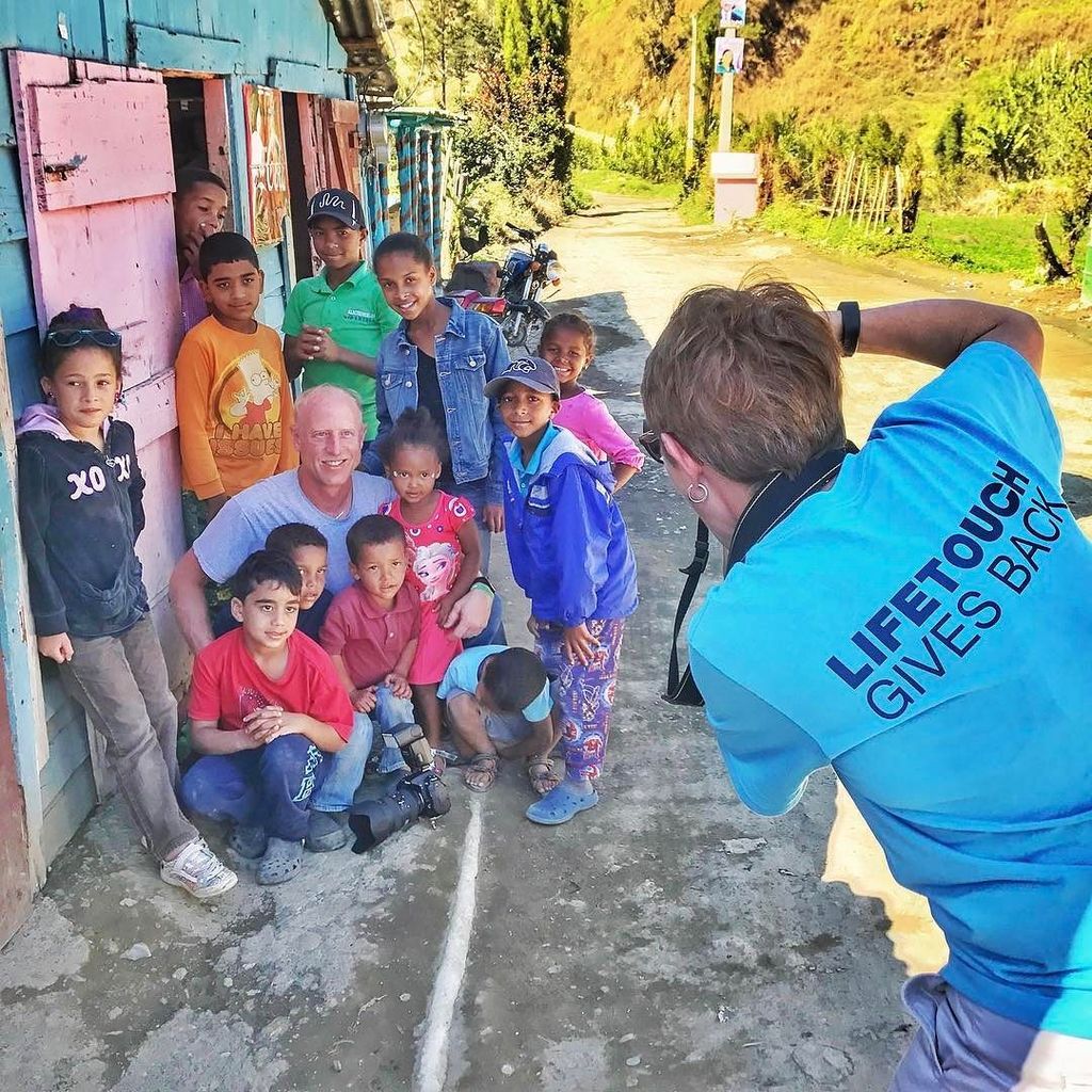 bjaj1's tweet photo. Jan capturing a special moment with Brian on #memorymission2017 https://t.co/c753g3C50x https://t.co/v6T5gTaISA