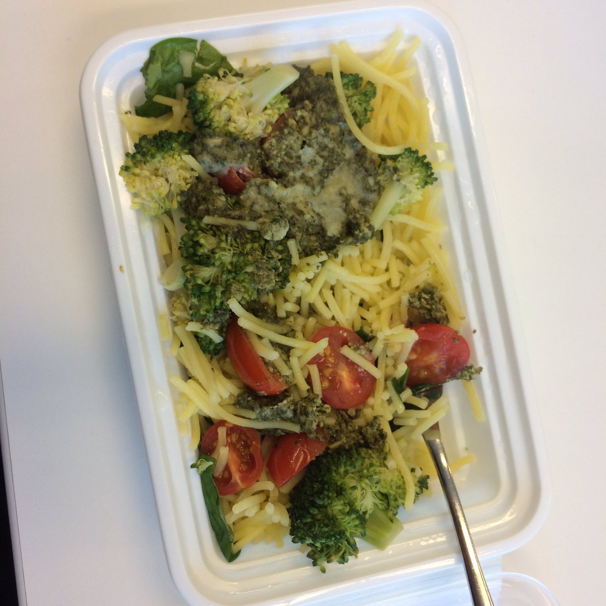 ChristiInYYC's tweet photo. Amazing team lunch w/ @TheMainDish FitKitchen catering #CCmember #yyceats #yycliving #keepingitfit https://t.co/SQ8GrWt04R
