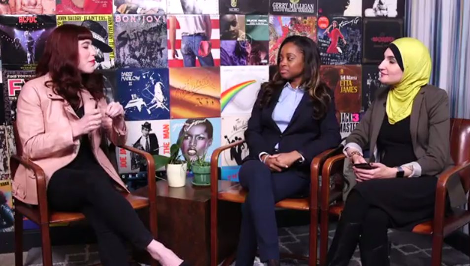 itsalexberg's tweet image. Brilliant, fierce, powerful... Inspiring to talk to #WomensMarch organizers @lsarsour &amp;amp; @TamikaDMallory. 

WATCH: facebook.com/HuffPostWomen/…