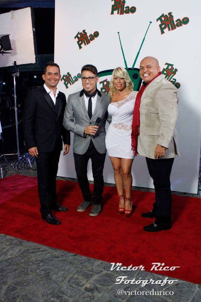 josegvalero's tweet photo. Asi fue 1er Aniversario @TasPillaoTV con los amigos @oswaldoep15 @ccmascara @auriproduction y recordando a @ArnaldoAlbornoz https://t.co/ziMUiobGOJ