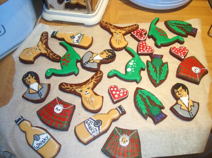 Captulation_CDF's tweet photo. Happy #BurnsNight2017! 🎊 How yummy do these biscuits look?! #cardiff #photobooth #Captulation #pinterest https://t.co/MNCPEYY1dA