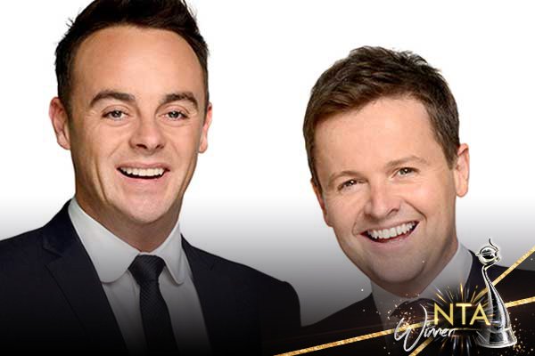 OfficialNTAs's tweet photo. That's right! The winners of the Best TV Presenter Award are Ant &amp; Dec 🏆  #NTAs #NTAs2017 https://t.co/qmsWgOeVEZ