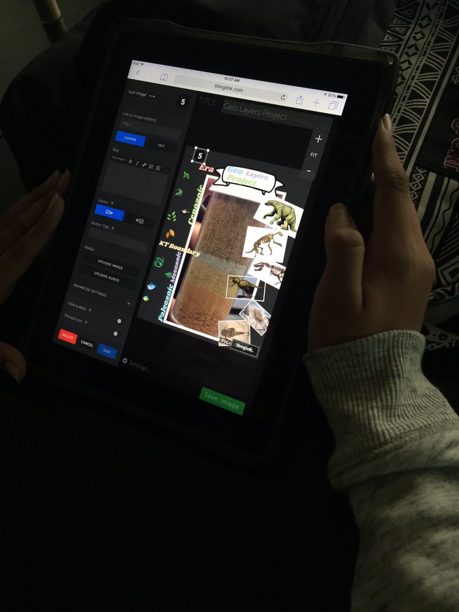 macias_science's tweet photo. #mayans1617 Rock! Tubs of dirt to tech in 60 mins w/@ThingLink_EDU Ss building understanding of Geologic record #suhsd #stemsweet 😎⛏🏔☠️ https://t.co/HzMuG0WvOo