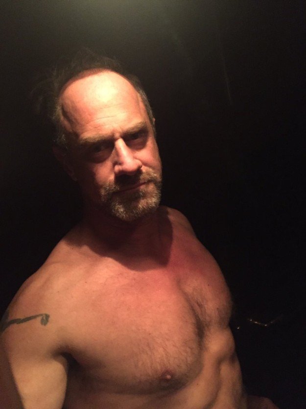 BuzzFeed's tweet photo. Christopher Meloni tweets about resisting Donald Trump with no shirt on https://t.co/kYgHdXsScE https://t.co/GXtiqguOSU