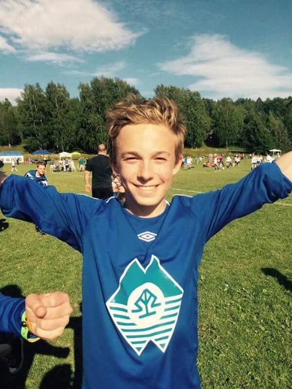 Åram/Van Kam FK tweet media