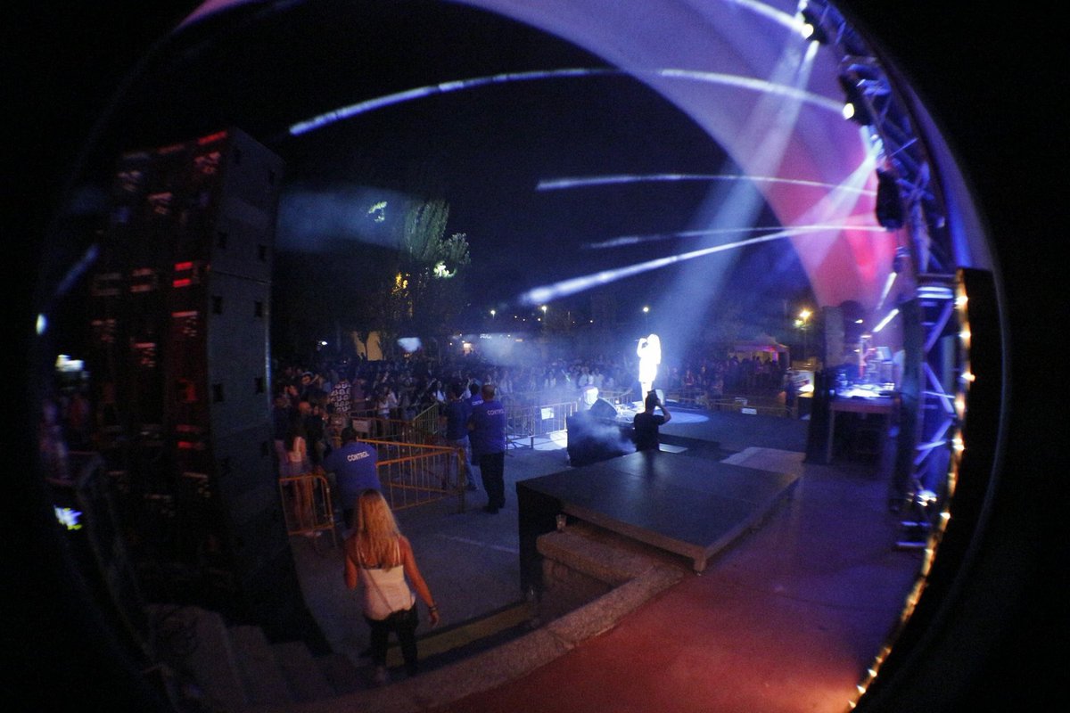 Preparando la V edición de CandjovenFest17, como novedad será el sáb 2 de Sep. Próximamente los primeros artistas 🔊🔊🎧🎧🔊🔊