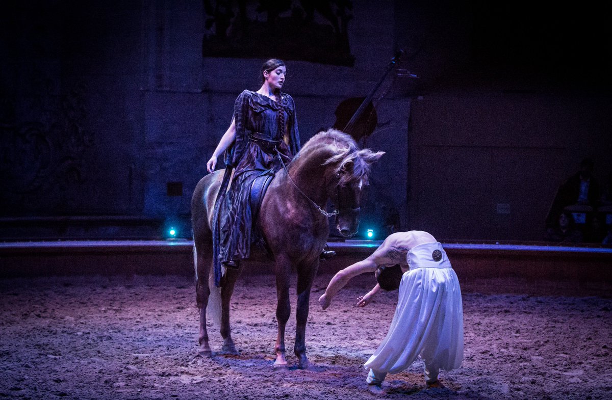 JumpingBordeaux's tweet photo. Découvrez l'interview de Sophie Bienaimé, créatrice du spectacle "Métamorphoses" https://t.co/morc54h7qQ #jumpbdx #metamorphoses https://t.co/rDVo2E1XGq
