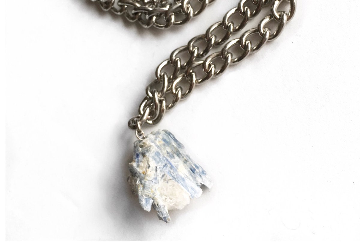 Blue_Trimble's tweet photo. Today's DM sale on Instagram: #bluekyanite super necklace 💎 https://t.co/C8hkUHdDf7