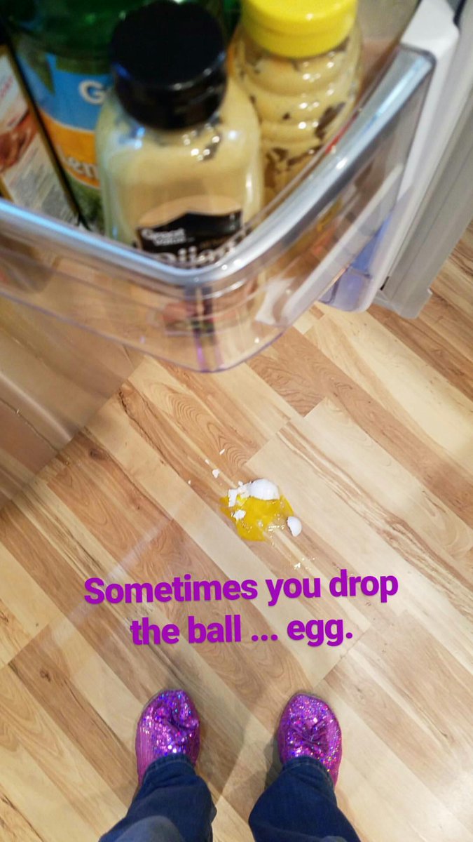 ingridsundberg's tweet photo. And ... sometimes this happens. #pickyourselfbackup #womeninbusiness #entrepreneurship https://t.co/1n44VF3z8g