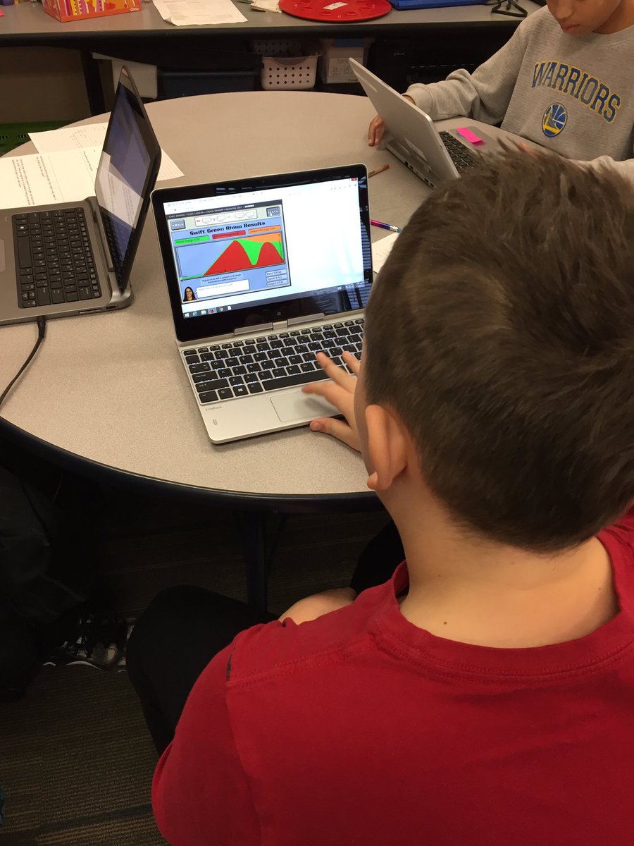 TeamBuckner's tweet photo. @DtwnFalcons Exploring potential and kinetic energy w/a roller coaster simulator. 1 step closer to designing our own! #innov8dmps https://t.co/3T6xJWlot1