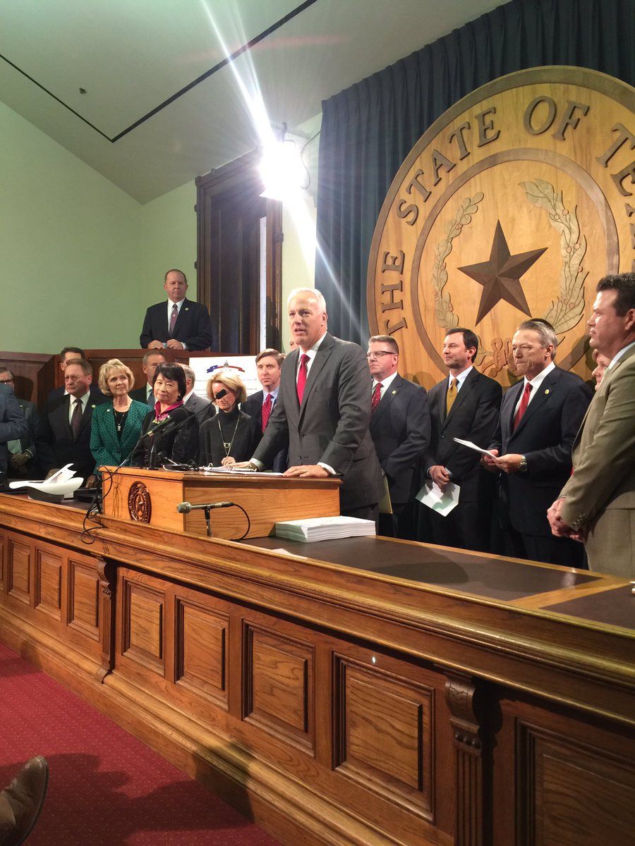 TxCC's tweet photo. .@RepJamesFrank, president of TCC, kicks off announcement of #pledgewithtexans & outlines conservative priorities for the 85th #txlege https://t.co/lx74MLnuZd