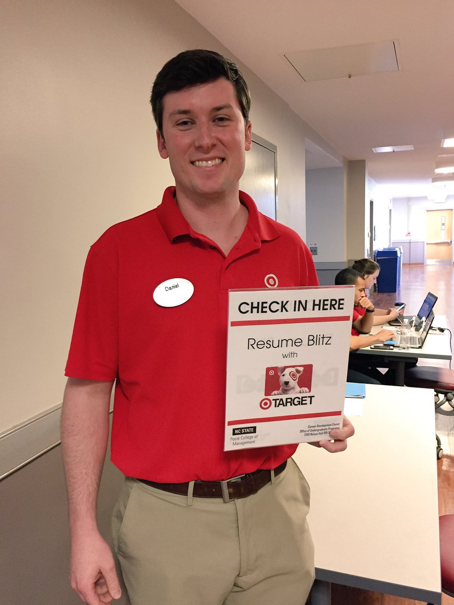 Best time to have a campus event at @ncstatepoolemgt w/<a href="/Danielbarker44/">Daniel barker</a>? After an epic victory over Duke. #gowolfpack #seeyouatthecareerfair