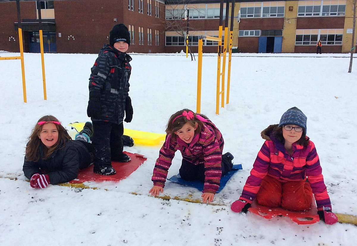 HealthyHighland's tweet photo. #outdoors #exercise #laughter   How are you staying mentally healthy?  #BellLetsTalk #KPRisAwesome @HighlandHtsPS @Bell_LetsTalk @kprschools https://t.co/a5cJo576de