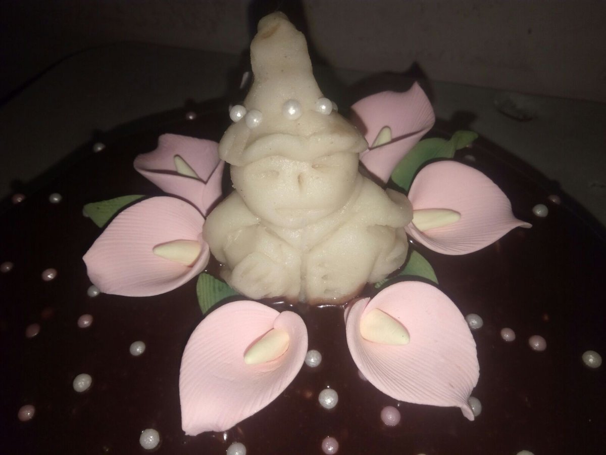 FrenchDelices's tweet photo. More on the decoration.. https://t.co/ebuRkxCrQd