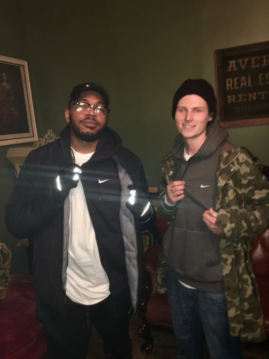 SayntNicholas's tweet photo. Flexing this Nike with @Quentin__Miller last night. Thanks for coming out to philly and putting on a great show #1317 #wdng #imasaynt https://t.co/Rb59Is9DID