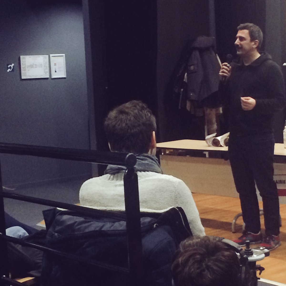 DIAMFilmFest's tweet photo. #DIAM10ans #Toulouse Ferran Navarro-Beltrán est venu directement de Barcelone nous présenter son court métrage : The Orchid #LaOrquidea https://t.co/MUUMBYCcuR