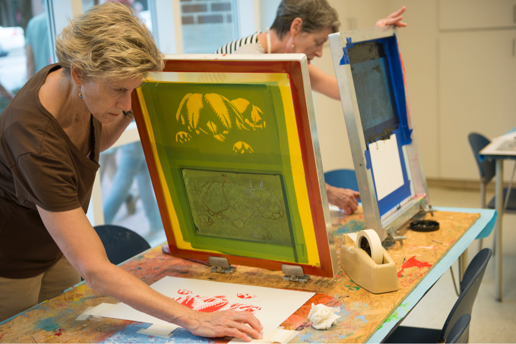 ColaMuseum's tweet photo. Missing the art projects and summer camps of your youth? Pick up a new skill in #AdultArtSchool https://t.co/Kugry7msdp https://t.co/d20SbG4Mtk