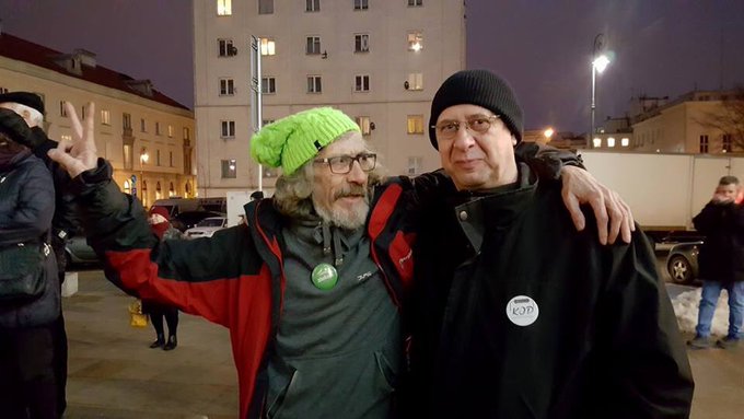 View image on Twitter