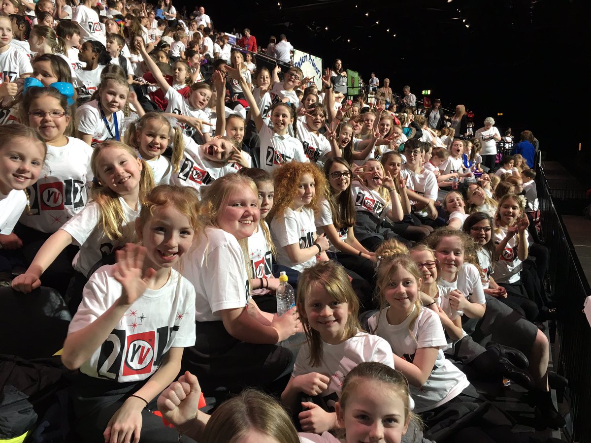 StPeters_tweets's tweet photo. We are ready to rock and roll with #YoungVoices @GentingArena Ready to shine as stars of the future! #makesomenoise https://t.co/nSrZwNij61