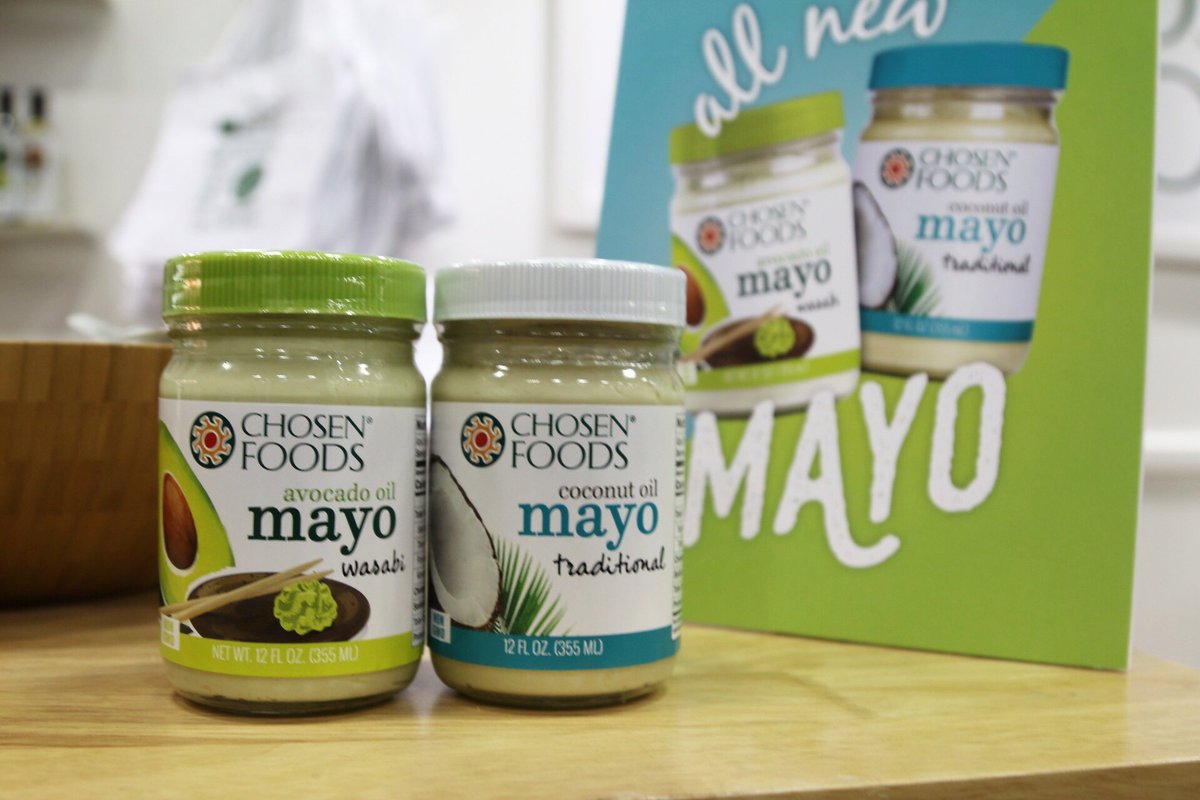 noshdotcom's tweet photo. New at #WSSF17: avocado and coconut oil mayos from @ChosenFoods
#instaNOSH #mayo #avocado #coconut https://t.co/UWeKXG0zEv