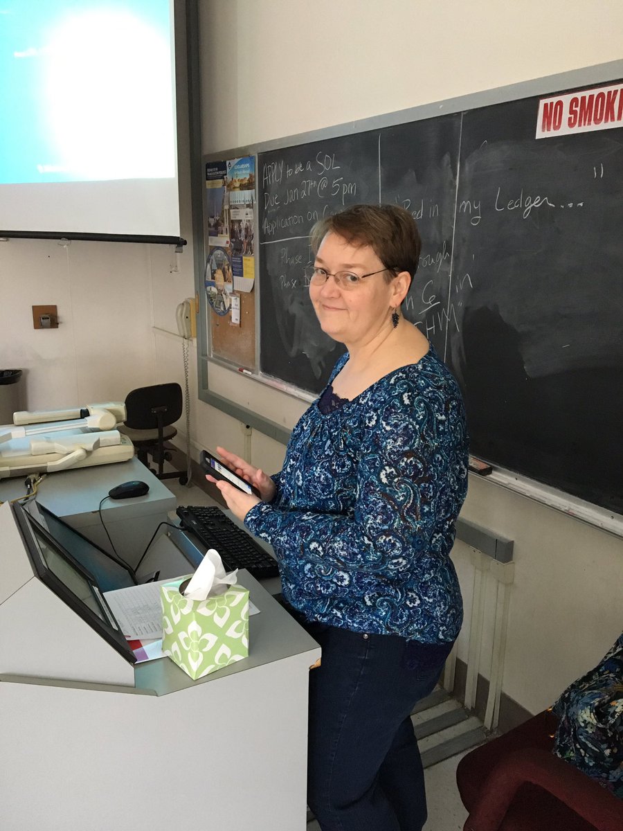 nickhogan2UC's tweet photo. Dr. Borah, my intermediate composition professor, uses Facebook to share "fanfic" articles and other related posts with the class #UCSMJ17 https://t.co/WgHJAVQXdf