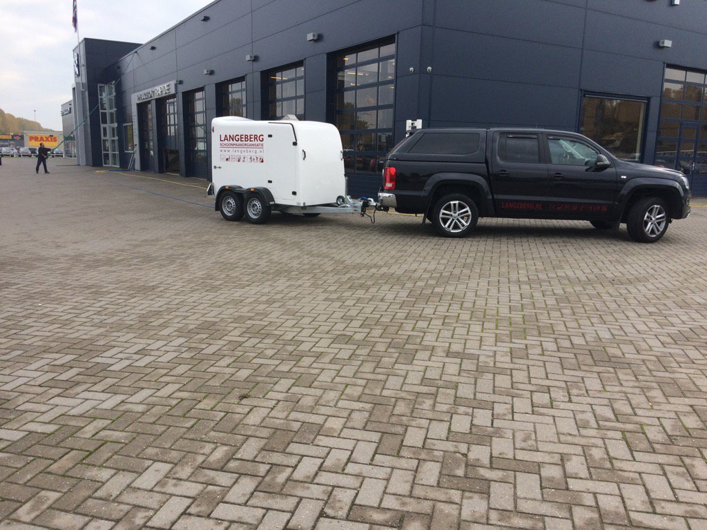 AntonLangeberg's tweet photo. Start het voorjaar schoon. #langebergschoonmaakorganisatie #Club2018 #Fryslân https://t.co/tIK3UAaihN