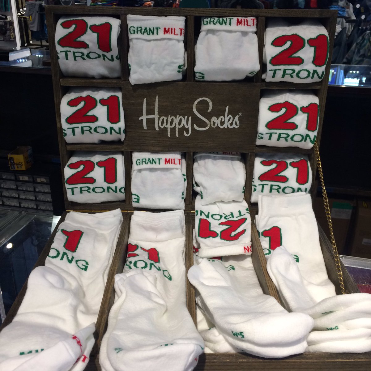 miltonstrong21's tweet photo. Tyler's of The Woodlands is still selling 21 STRONG socks! Stop by and get a pair! https://t.co/cLAduc50Le