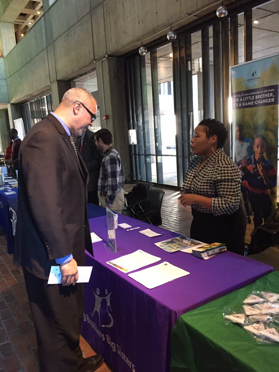 WendyAnnFoster's tweet photo. @bbbsmb Chris Jones recruiting our next Big Brother and Sister! #bostonmentors @marty_walsh #addalittle https://t.co/Z3aNhkQywI