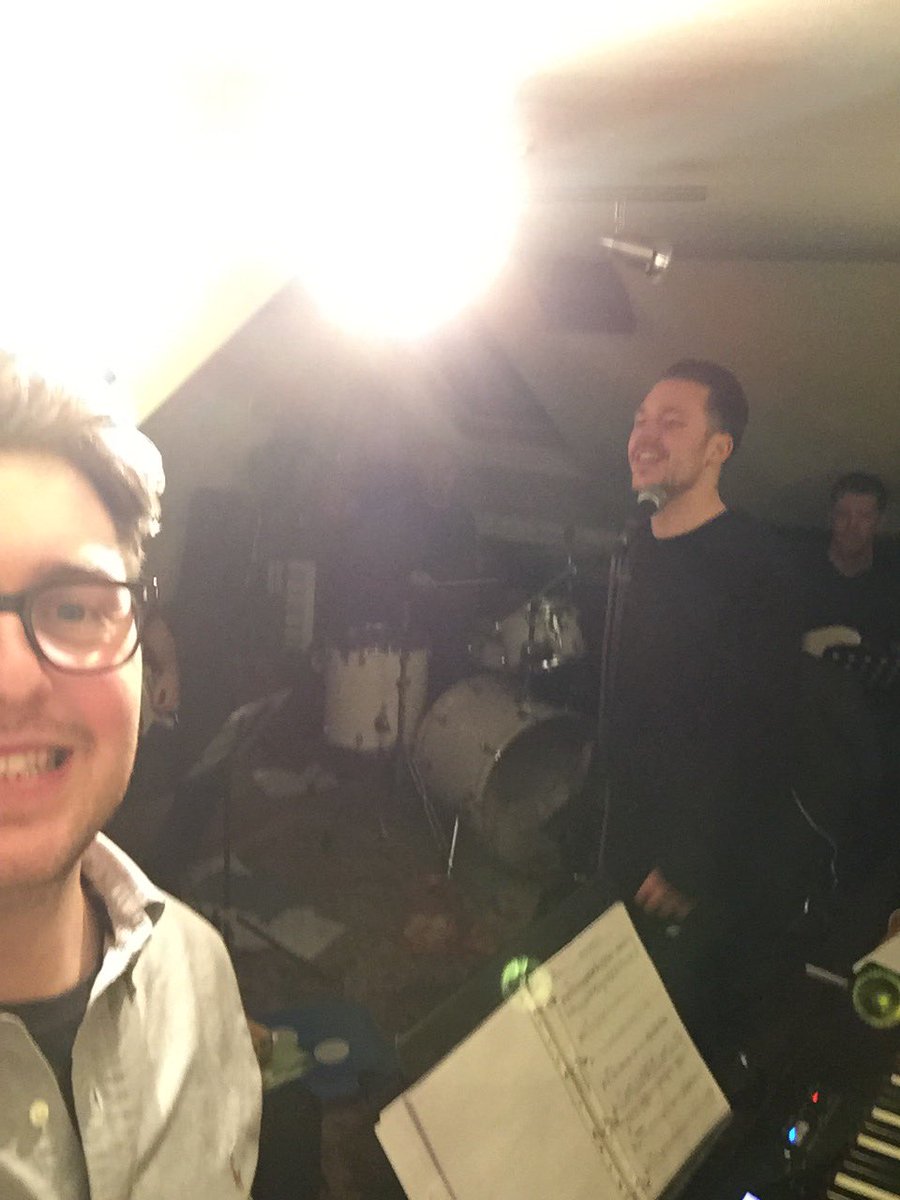 jbakerperformer's tweet photo. Still rocking. #rehearsal @livebynyte @samb4ker @mikeyjaybrazier @benlochrie https://t.co/fcBjdggvJs