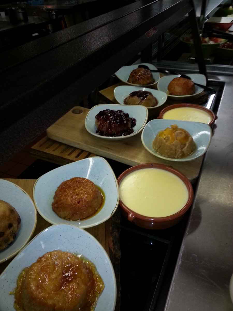 RickyAdlington's tweet photo. Sunday roast at priorsfield tare and share yorkies selection of suet pudds https://t.co/CyWkfSXXhQ