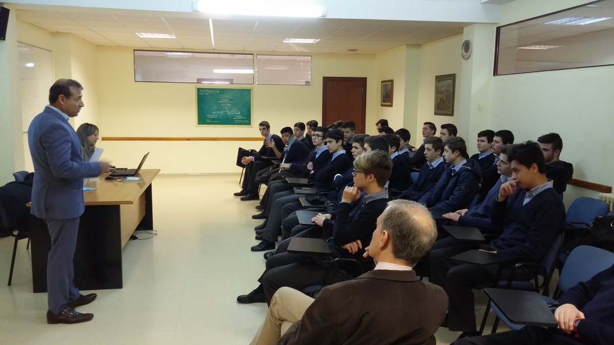AIMSOLO's tweet photo. Avuim hem assistit a la presentació del projecte #ASGlobal per a #escoles al Col·legi @_Terraferma https://t.co/hZmzitJp5R #talent #formació https://t.co/7fXNXT8Q25